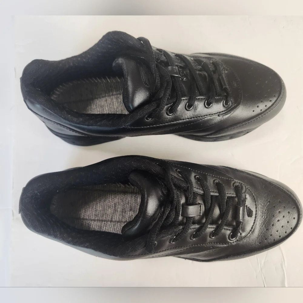 Women's Spira Leather Original Classic Walker Size 8